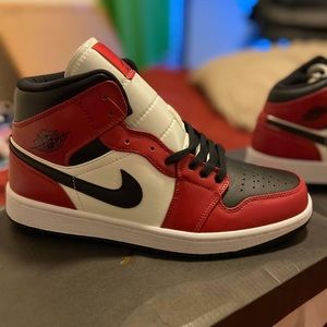 Meet your Posher, Edgar